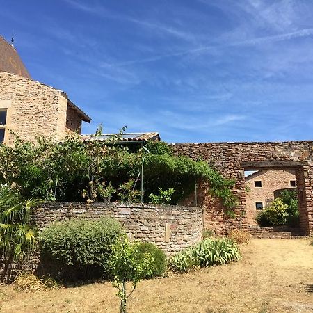 Le Vieux Chateau Bed and Breakfast Leynes Δωμάτιο φωτογραφία